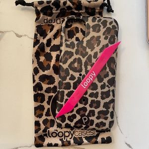 LOOPY iPhone 11 Leopard case
